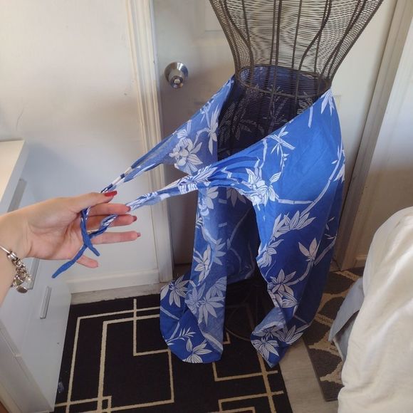 Tropical blue and white tropical palm leaf print wrap skirt one size fits all - Picture 9 of 13